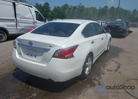 2015 Nissan Altima 2.5 Sl from USA, damaged, VIN 1N4AL3AP9FC123463